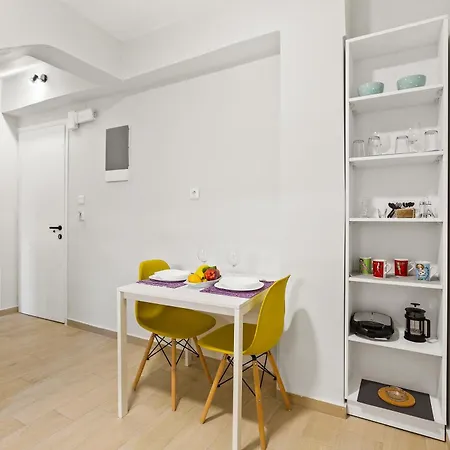 Nisos Apartments, Chania Center * Ханья
