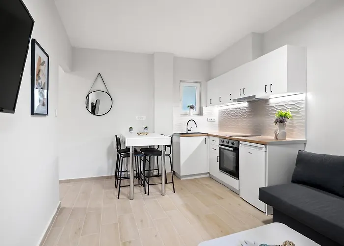 Nisos Apartments, Chania Center * Chania (Crete)