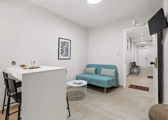 Nisos Apartments, Chania Center